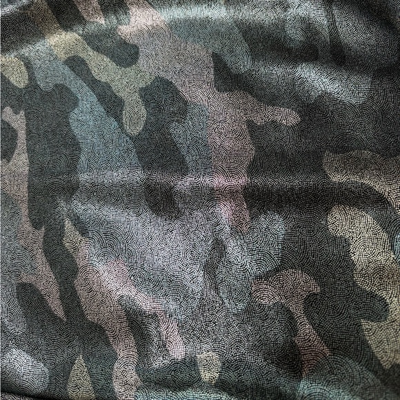 NWT Express Metallic Camo Leggings, Size L - Picture 2 of 4